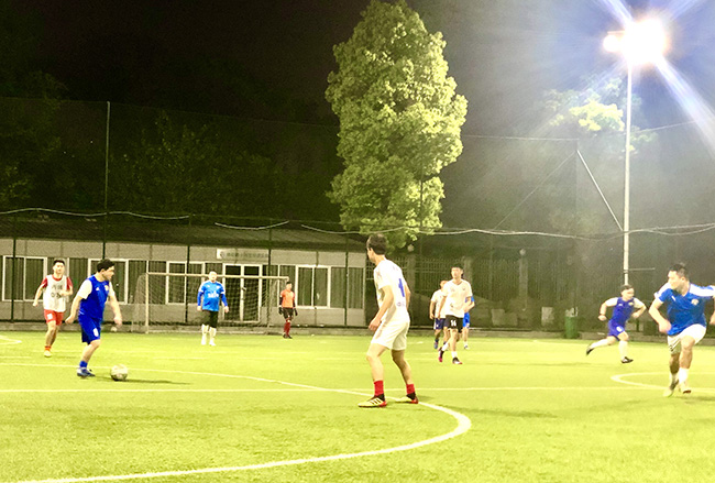 中南藥機與省體育局友誼賽4.jpg 中南藥機與省體育局友誼賽4.jpg